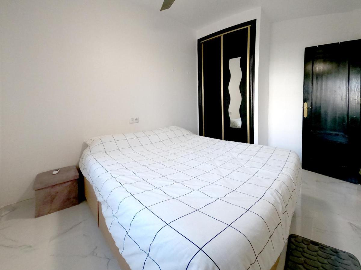 Club Salino 37 Apartment Torrevieja Exterior photo